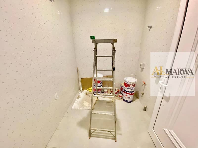 26 9df49e7b-6a06-4697-8a7f-eb63bcfb00ea. jpeg