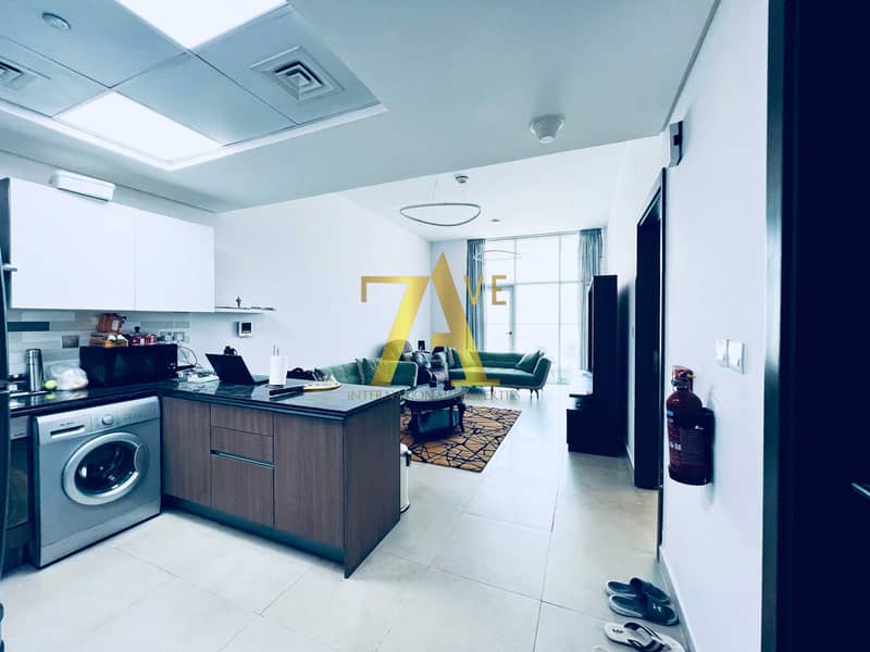 FULLY FURNISHED | 2 CAR PARK | CHILLER FREE | LARGEST LAYOUT | COMMUNITY FACING