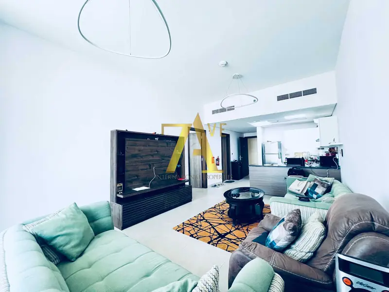 FULLY FURNISHED | 2 CAR PARK | CHILLER FREE | LARGEST LAYOUT | COMMUNITY FACING