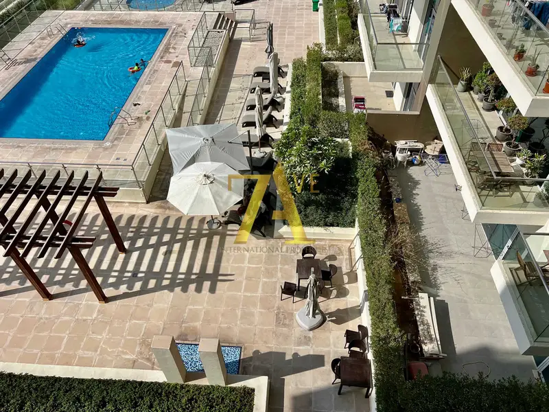 FULLY FURNISHED | 2 CAR PARK | CHILLER FREE | LARGEST LAYOUT | COMMUNITY FACING