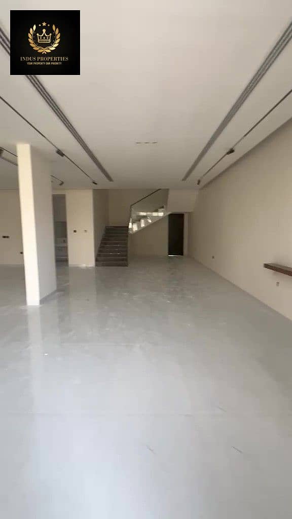 4 WhatsApp Video 2026-09-19 at 4.47. 58 PM - frame at 0m10s. jpg
