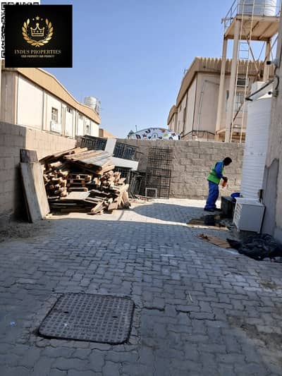 Warehouse para en Alquiler en Al Jurf, Ajman - WhatsApp Image 2026-10-11 at 16.36. 08 (2). jpeg Warehouse para en Alquiler en Al Jurf, Ajman - WhatsApp Image 2026-10-11 at 16.36. 08 (2). jpeg