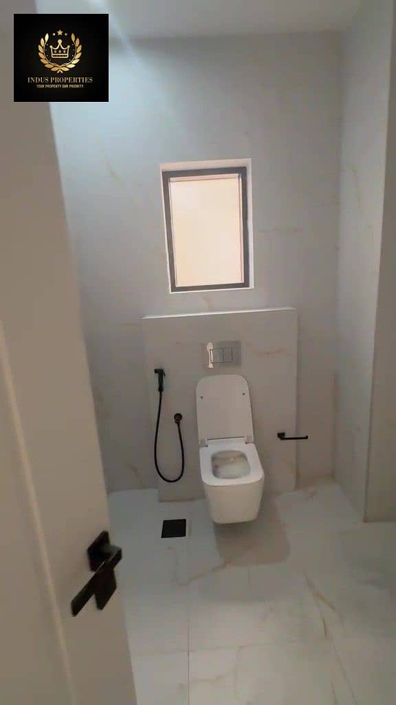 11 WhatsApp Video 2026-09-19 at 4.47. 58 PM - frame at 0m45s. jpg