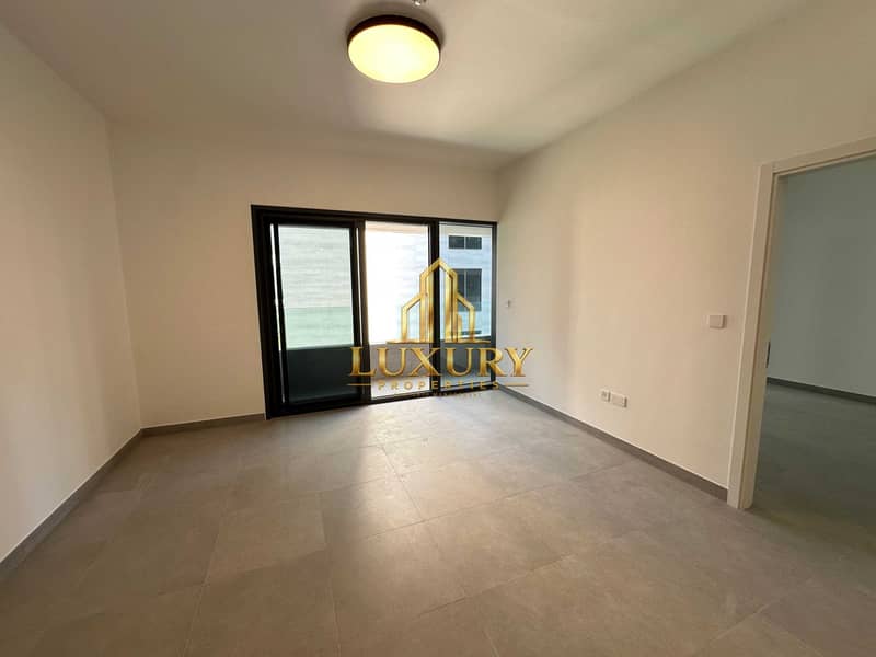 4 Spacious 1BR with 2 Baths | Pool & Gym | Aljada