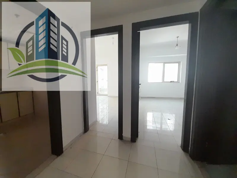 Close to Park-2Bhk Available -Rent 52 -Balcony