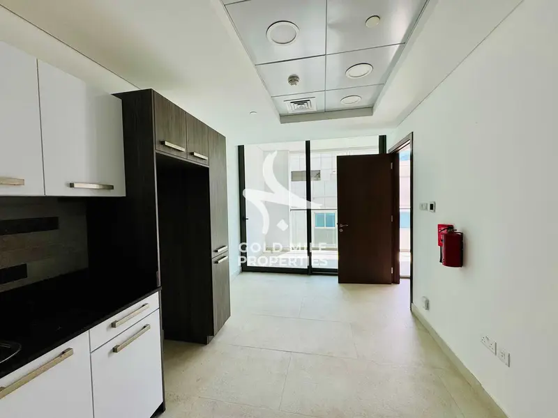 1 MONTH FREE || HUGE & MODREN 2-BHK || 6-CHEQUES || CLOSE METRO