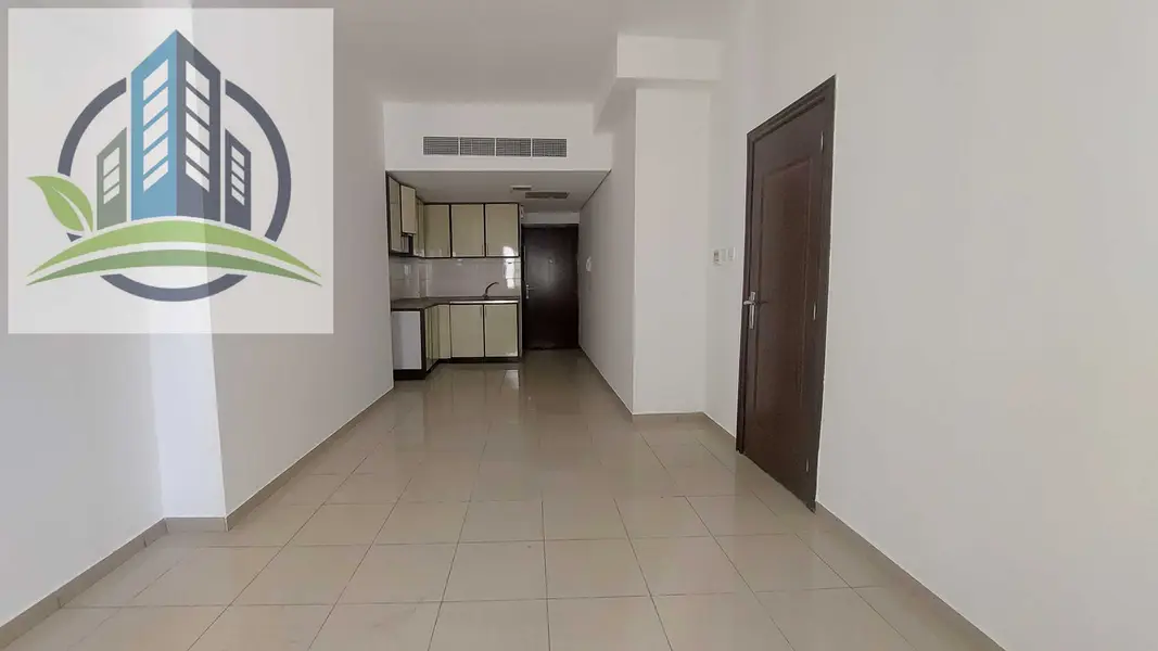 Close to Park--Studio--Rent 36K -4 Payment