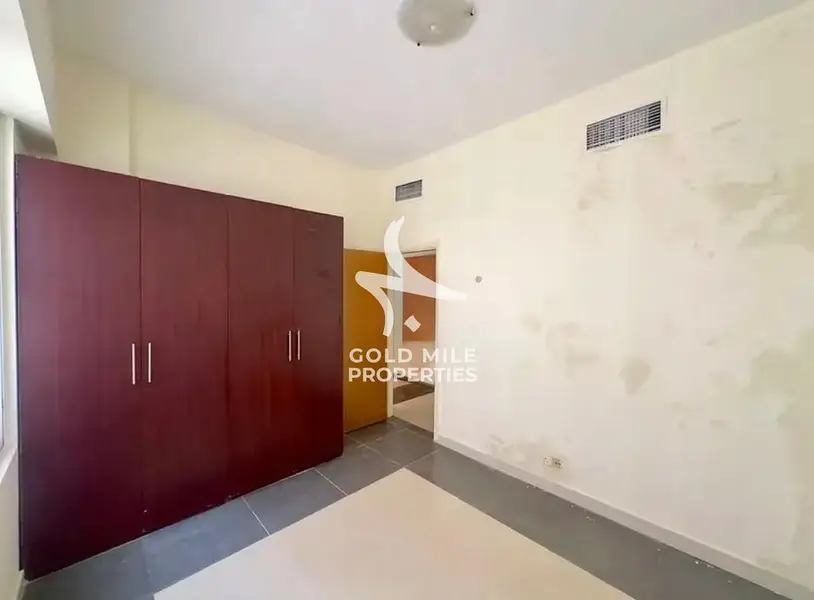 1 Month Free | Ready-to-Move | Pool and Gym | Prime Metro Location | 6 Payments