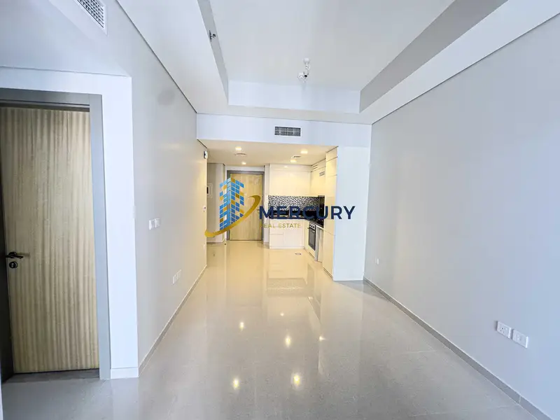 With Study Room | Vacant n Pristine | High Floor