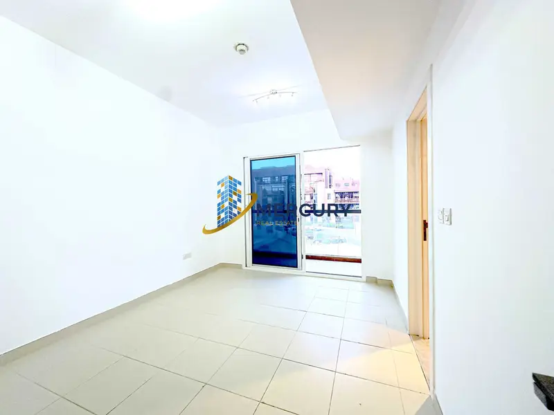 Bright | Large | Convenient Layout - Skyline View