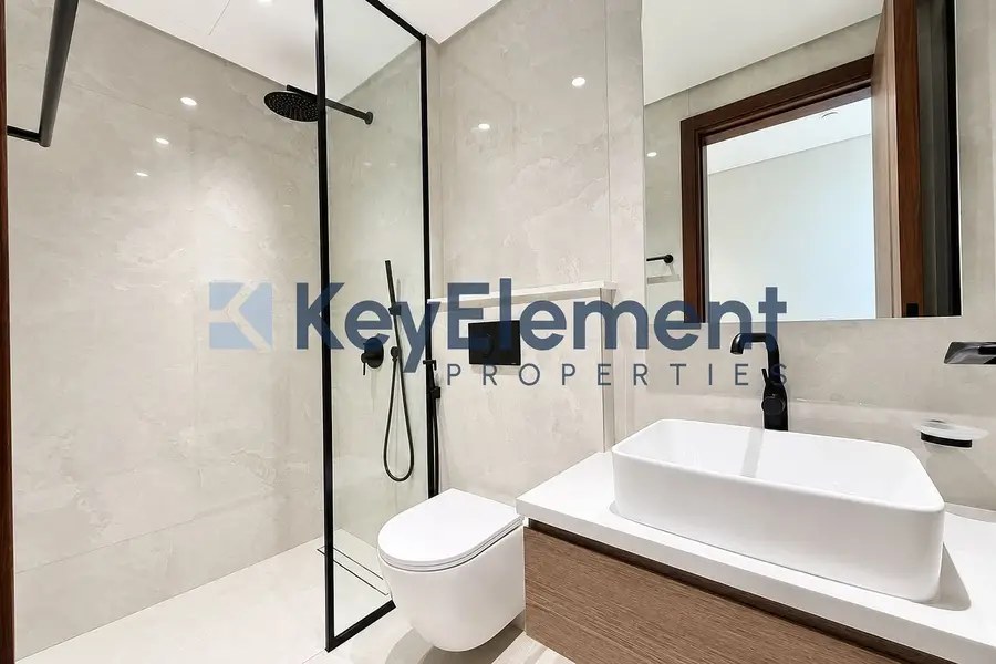 Modern Interiors | Spacious | Naturally Bright