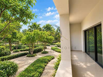 3 habitaciones Apartamento para en Alquiler en The Gardens, Dubai - Sunlit Balcony Overlooking a Lush Garden. png 3 habitaciones Apartamento para en Alquiler en The Gardens, Dubai - Sunlit Balcony Overlooking a Lush Garden. png