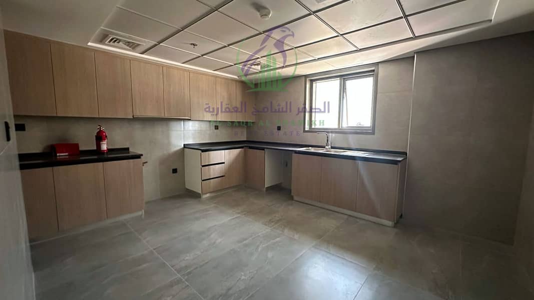 23 apartment-for-rent-4-bedroom-almjaz-3-alsharqh-property-22. jpg