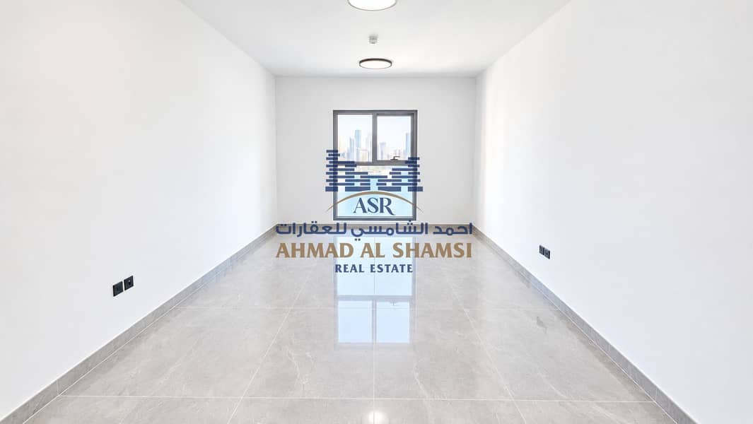18 ae5d25d8-694c-49bc-8ba2-4ecdca4b7945. jpg