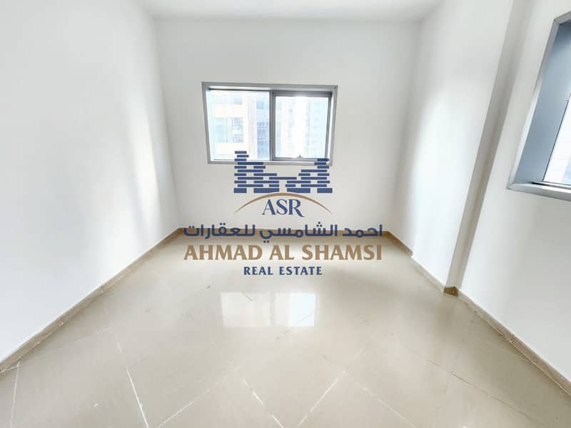 10 7867a3ec-db7d-49cf-b80a-10e613cc5ec3. jpg