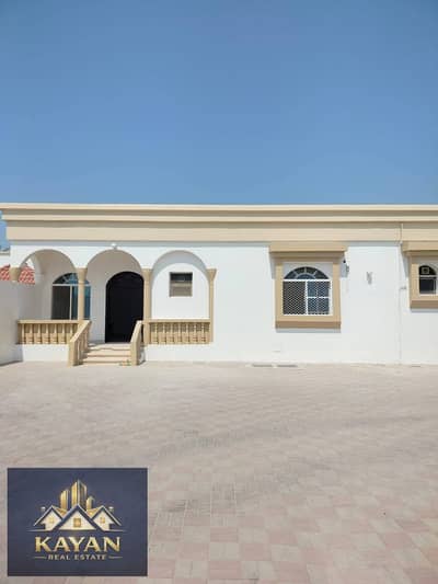 4 Bedroom Villa for Rent in Al Ramlah, Umm Al Quwain - WhatsApp Image 2026-10-17 at 11.07. 45 AM. jpeg 4 Bedroom Villa for Rent in Al Ramlah, Umm Al Quwain - WhatsApp Image 2026-10-17 at 11.07. 45 AM. jpeg