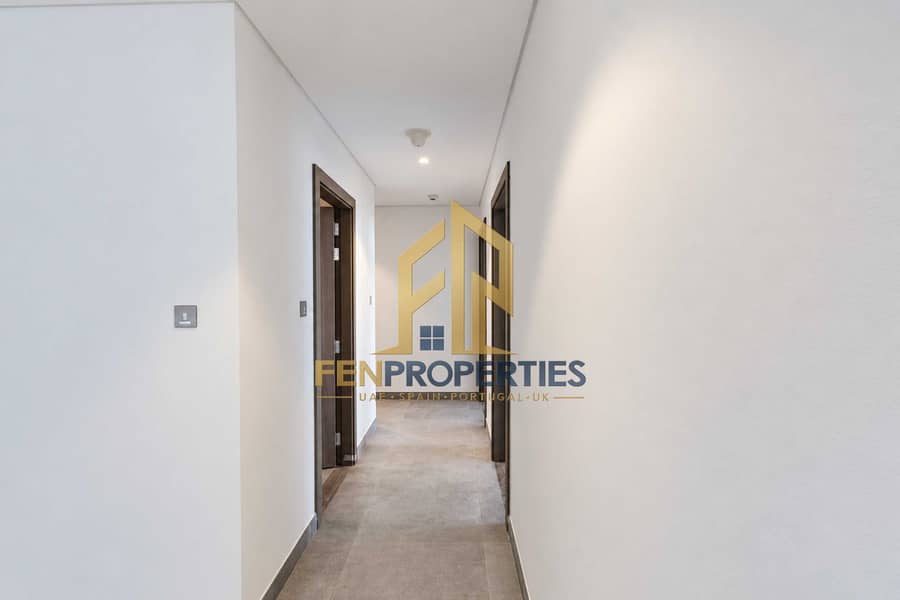 11 SAIL TOWER 710 - PHOTO 017. jpg