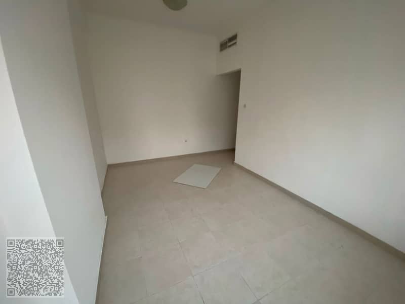 12 WhatsApp Image 2026-10-18 at 11.34. 01. jpeg