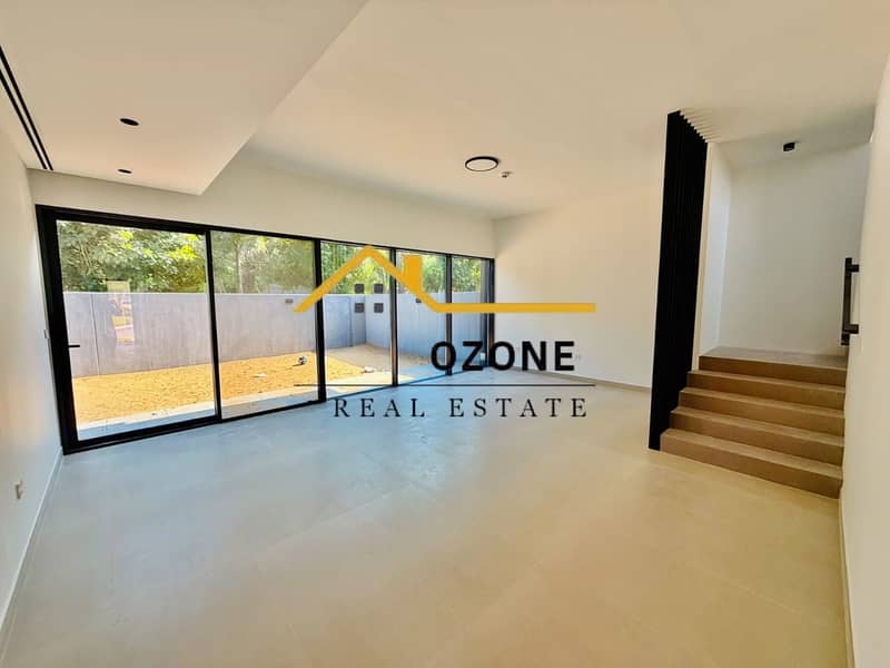 28 e96a17ce-69d0-4a83-b52b-bd307fbea596. jpg