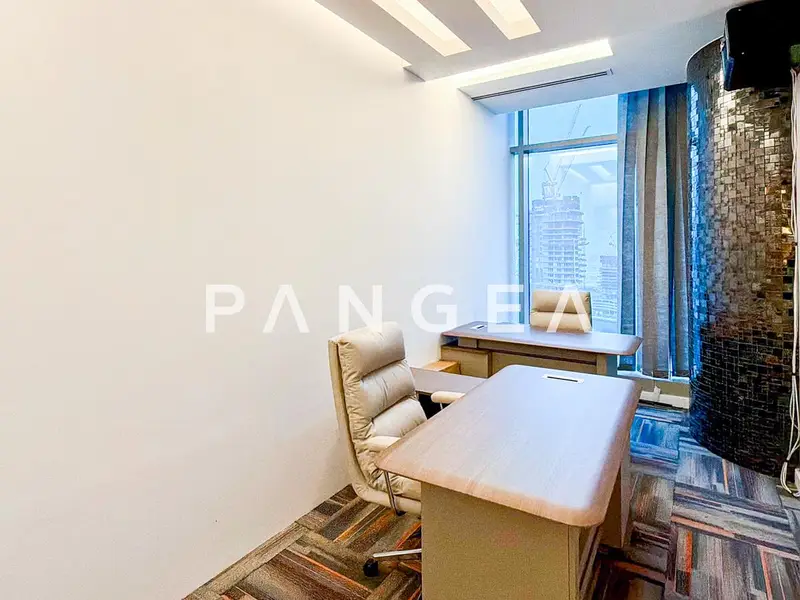 Upgraded | Vacant | Canal View