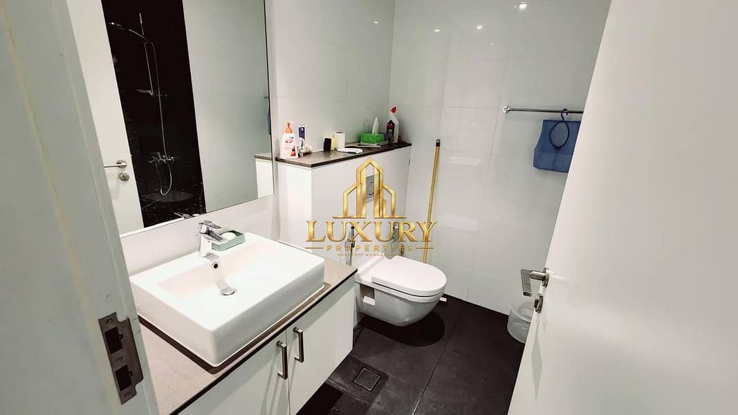 8 Bright Studio Apartment | Excellent Layout | AED 35,000