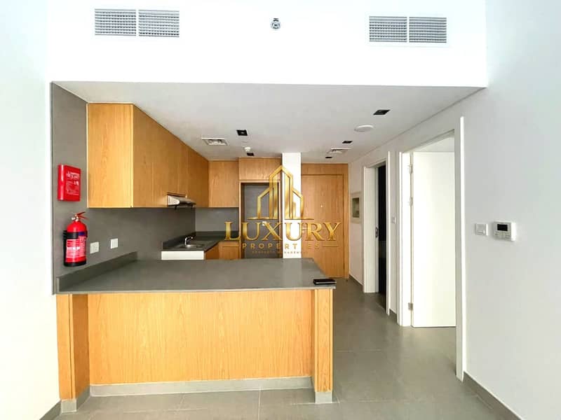 10 Spacious 1 BHK Apartment in Al Mamsha | 2 Washrooms | AED 43,500 Yearly | 4 Installments