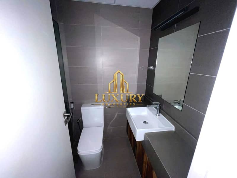 14 Spacious 1 BHK Apartment in Al Mamsha | 2 Washrooms | AED 43,500 Yearly | 4 Installments