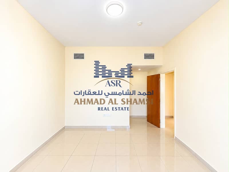4 e3d325f9-bc2d-47f3-8aba-b2f41d08de6f. jpg