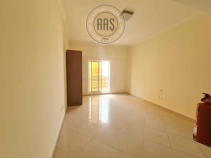 Prime Location Luxury Studio Apartment Available For Rent 43k