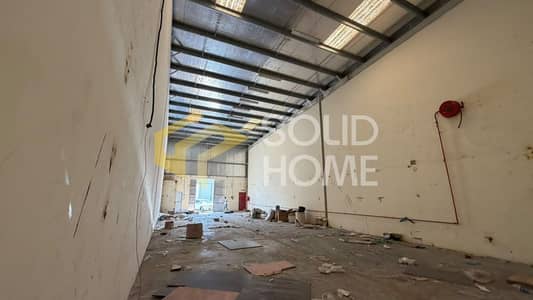 Warehouse for Rent in Industrial Area, Sharjah - 2,624 Sqft Warehouse with Parking in Northern Emirates Warehouse for Rent in Industrial Area, Sharjah - 2,624 Sqft Warehouse with Parking in Northern Emirates