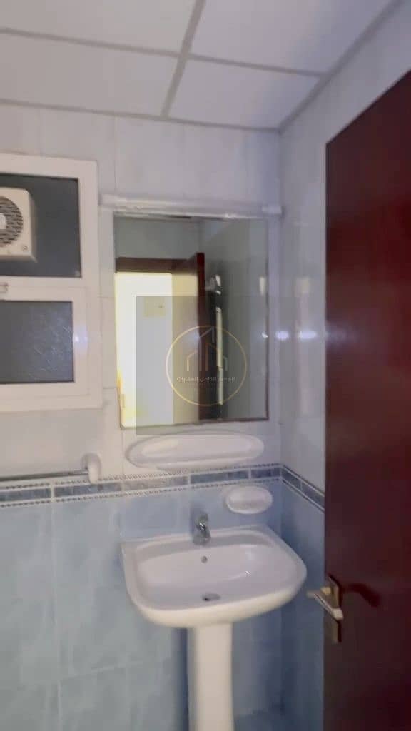 8 06_Washroom. jpg