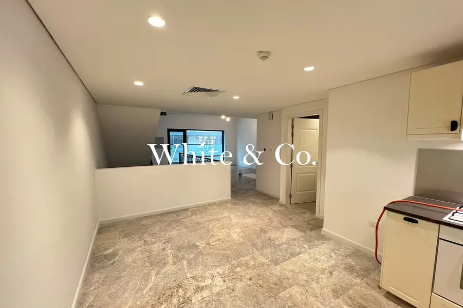 Townhouse | Modern Unit |2 Parking Spaces