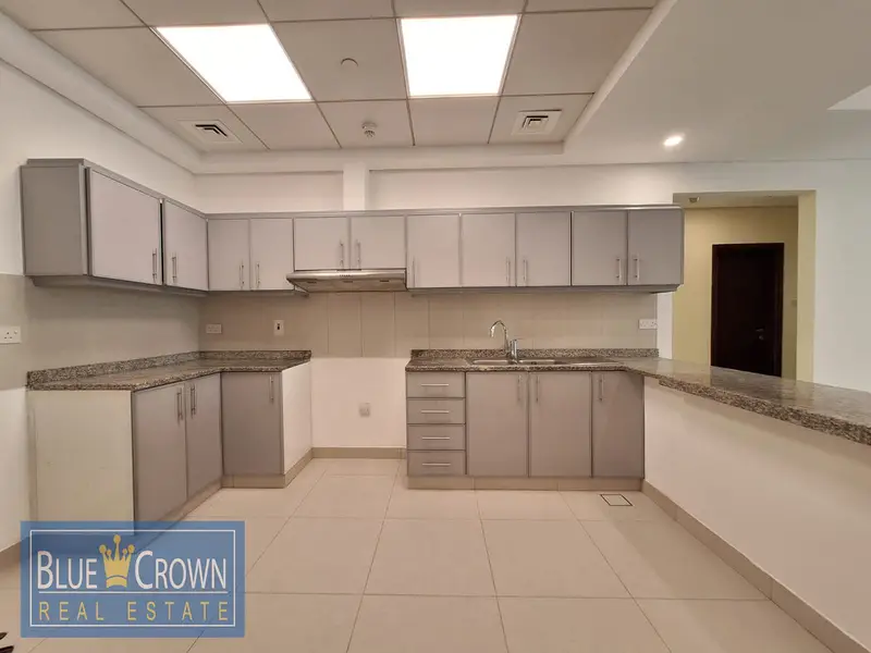 2 Bedroom Ideal Family Home with Easy Metro Access