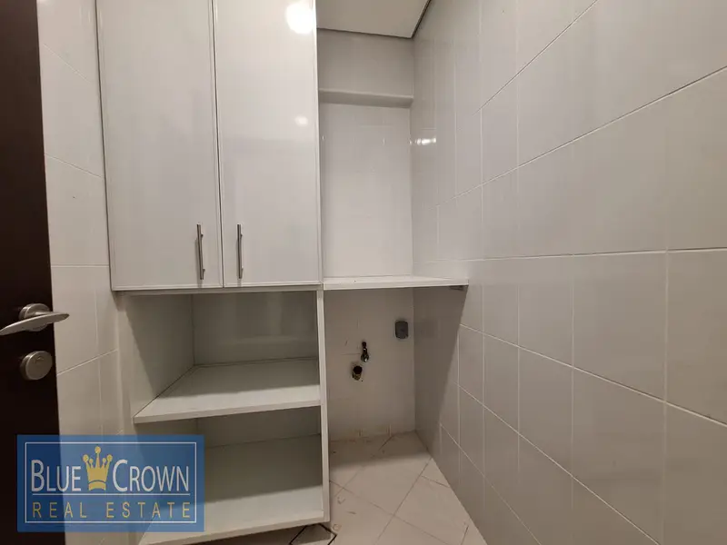 2 Bedroom Ideal Family Home with Easy Metro Access