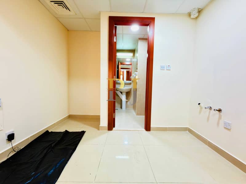 13 3110c498-0db3-432e-bab3-ada98ca559b4. jpg