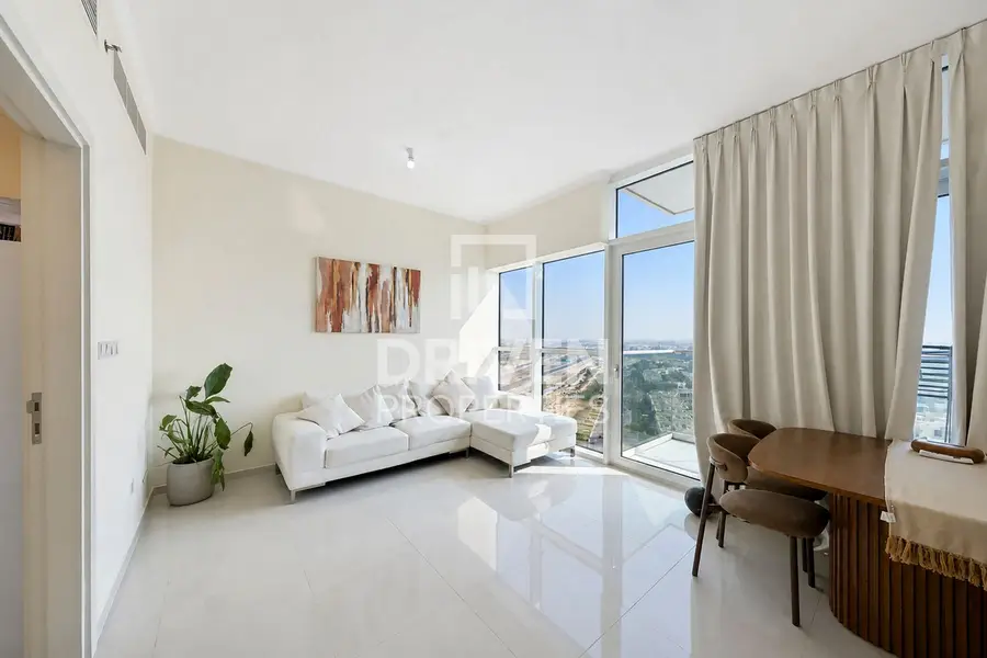 Rented | Spacious | Golf View | High Floor