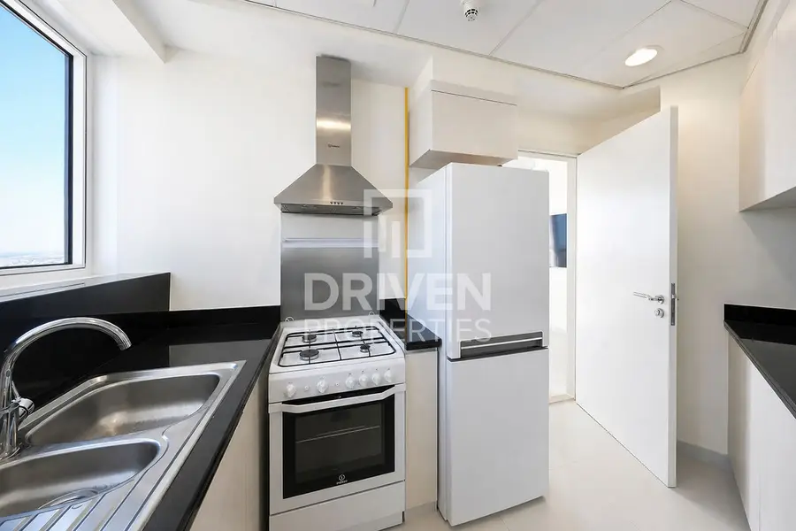Rented | Spacious | Golf View | High Floor