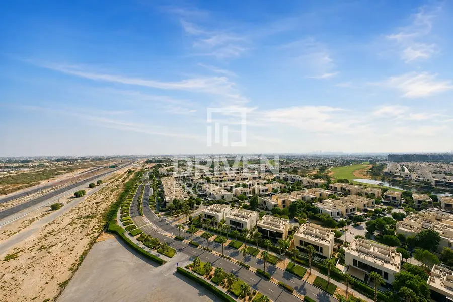 Rented | Spacious | Golf View | High Floor