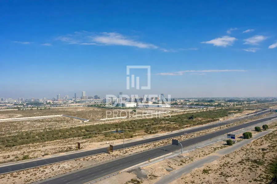 Rented | Spacious | Golf View | High Floor