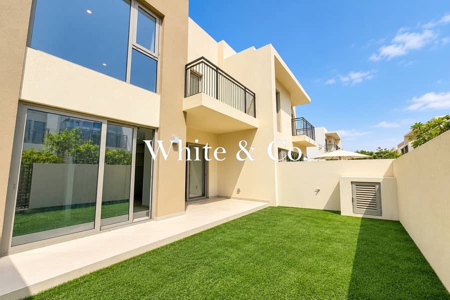 Available Now | Back 2 Back | Landscaped Available Now | Back 2 Back | Landscaped