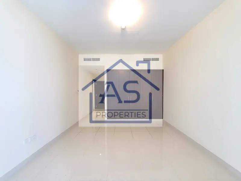 1 Month Free | Lavish 1BHK | Near Metro | GYM & Pool