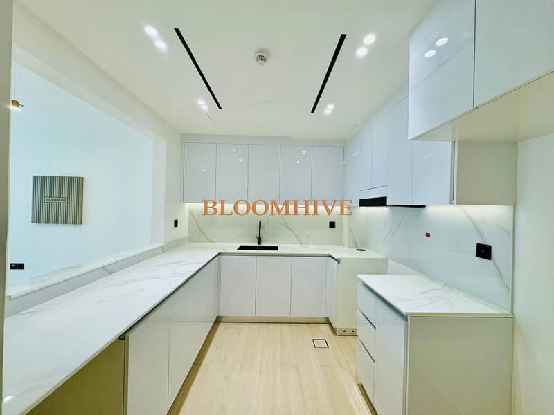 BEST DEAL IN LOWEST PRICE 3BR HIGHER FLOOR @105K ONLY
