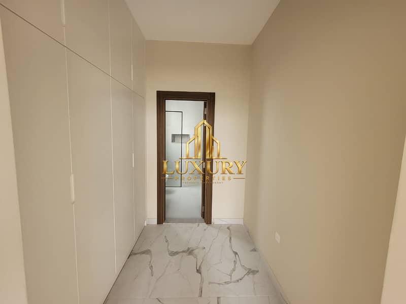 29 Luxury 4-Bedroom Villa for Rent in Hoshi Sharjah