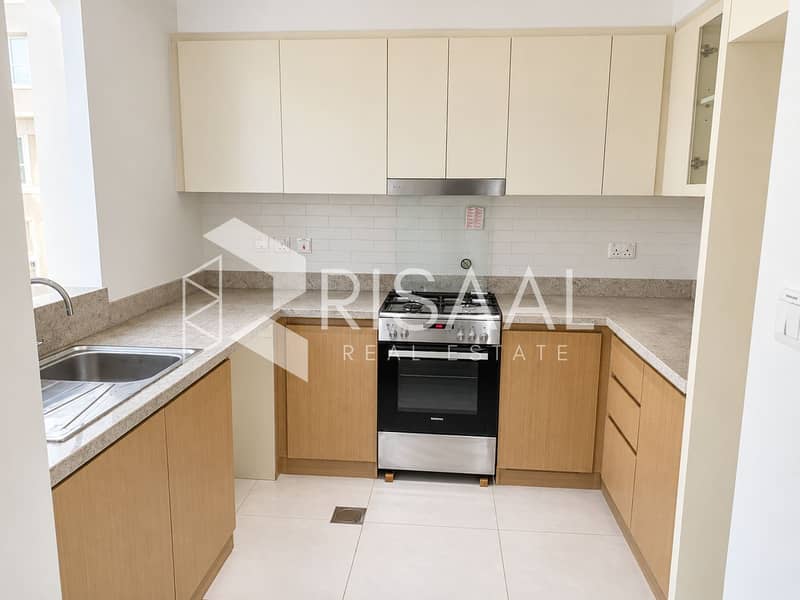 7 04-kitchen. jpg