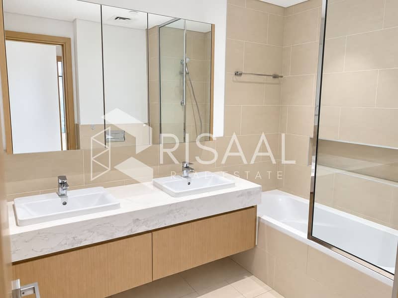 11 09-bathroom. jpg