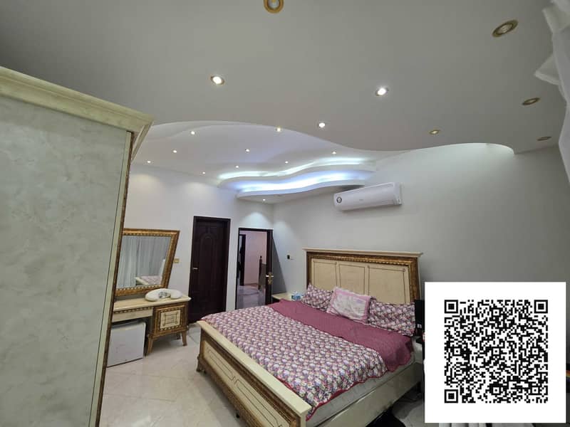 10 c40303b6-4613-41ed-8418-3ef82bde26ef. jpg
