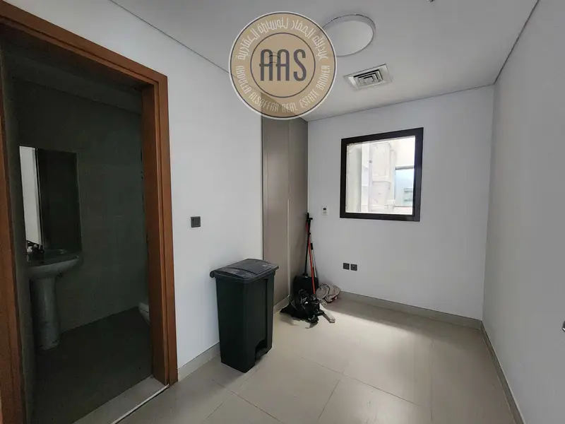 ONE MONTH FREE | LUXURY 3BR APARTMENT WITH MAIDS | BIG LAYOUT | RENT ONLY 144,990 AED/YEAR
