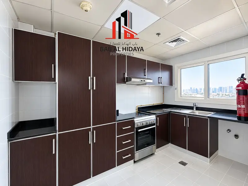 SPECIOUS AND LUXURY 3 BEDROOM WITH MAID ROOM NEAR TO METRO STATION
