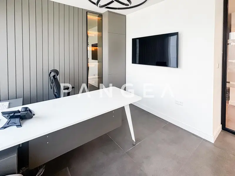 Upgraded | Burj Khalifa View | High Floor