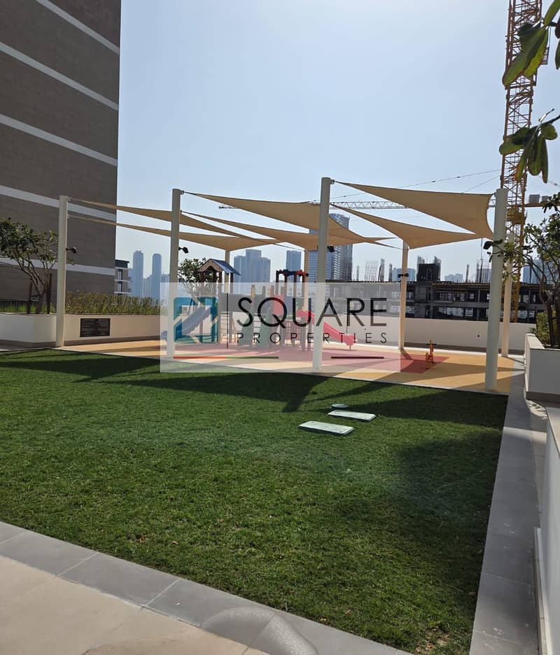 15 PLAY AREA. jpg